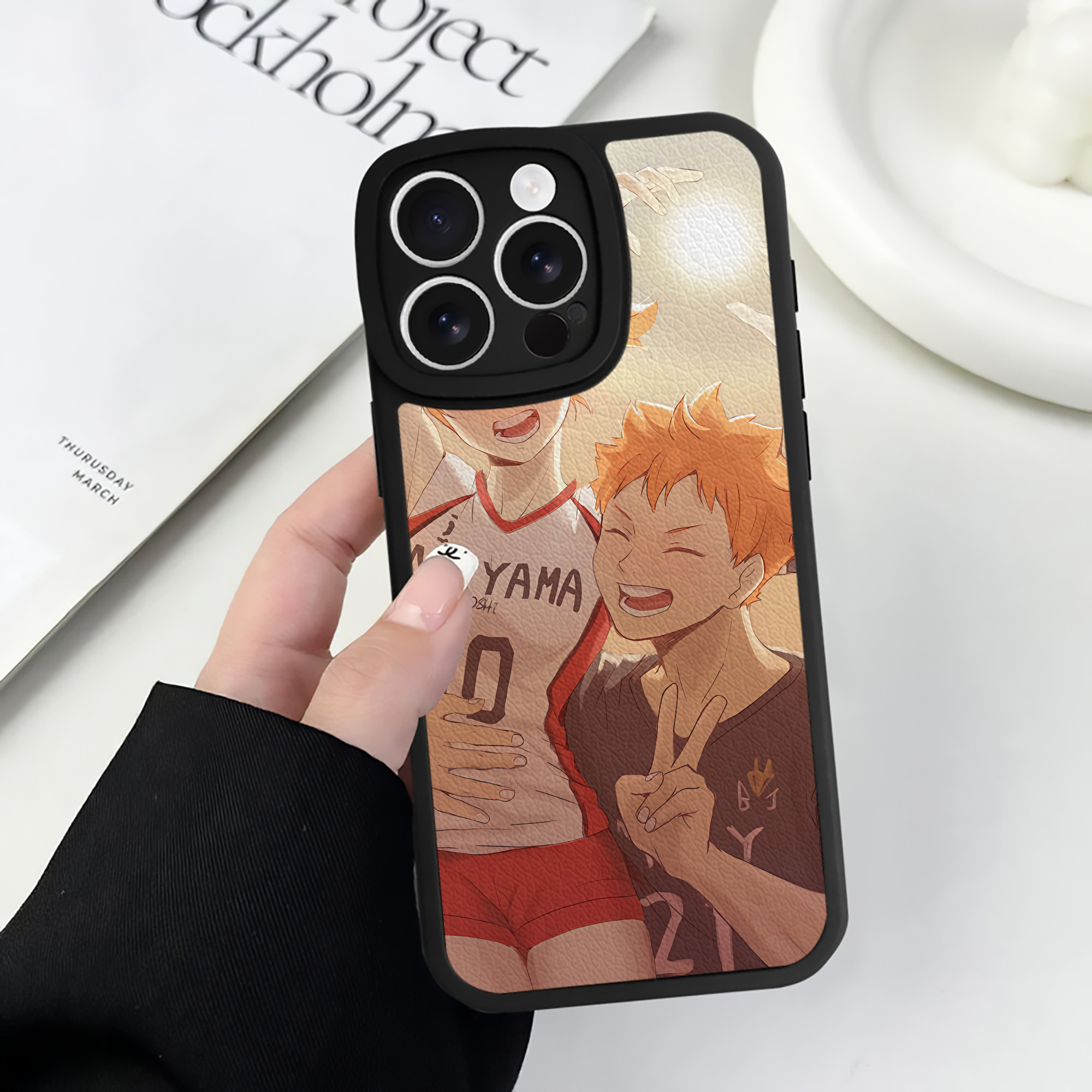 （画像用） ハイキュー!! Haikyu!! 【iPhone 16シリーズ対応】シリコンスマホケース（レザー調） 材質：シリコン